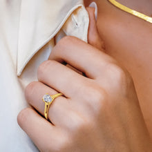 Load image into Gallery viewer, ITI NYC Oval 4 Prong Lucida Solitaire