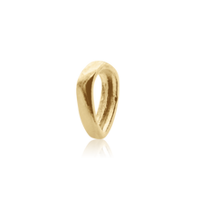 Load image into Gallery viewer, ITI NYC Pear Shape Low Bezel in 14K Gold (5.00 x 3.00 mm - 10.00 x 7.00 mm)