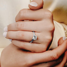 Load image into Gallery viewer, ITI NYC Round 4 Prong Magnolia Solitaire