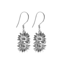 Load image into Gallery viewer, Sunflower Earrings