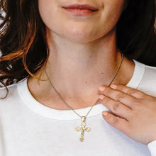 Load image into Gallery viewer, ITI NYC Trefoil Crucifix Pendant in Sterling Silver