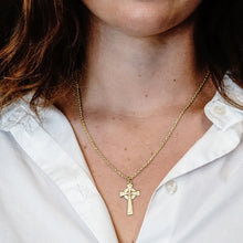 Load image into Gallery viewer, ITI NYC Traditional Celtic Cross Pendant in Sterling Silver
