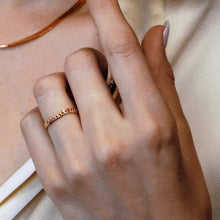Load image into Gallery viewer, Bowery Curb Chain Ring in 14K Rose Gold