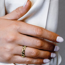 Load image into Gallery viewer, Bowery Curb Chain Ring in 14K Yellow Gold