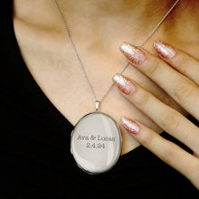 Load image into Gallery viewer, ITI NYC Plain Oval Locket in Sterling Silver with Optional Engraving (23 x 14 mm - 57 x 39 mm)