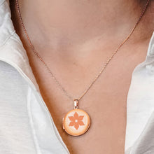 Load image into Gallery viewer, ITI NYC Plain Round Locket in Sterling Silver 18K Rose Gold Finish with Optional Engraving (14 mm - 32 mm)