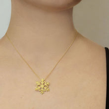 Load image into Gallery viewer, Solo Snowflake Necklace in Sterling Silver(28 x 24 mm)