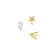 Load image into Gallery viewer, ITI NYC V-End Pear Shape Solitaire Settings With Peg in 14K Gold (5.00 x 3.00 mm - 12.00 x 8.00 mm)