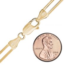 Load image into Gallery viewer, Tribeca Trace Paperclip Bracelet in 14K Yellow Gold