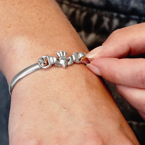 Small Claddagh Bracelet Top in Sterling Silver (29 x 11mm)