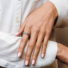 Load image into Gallery viewer, Broome St. Bizmark Chain Ring in Sterling Silver
