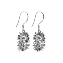 Load image into Gallery viewer, Sunflower Earrings
