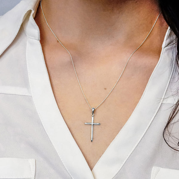 ITI NYC Domed Plain Cross Pendant in 14K Gold