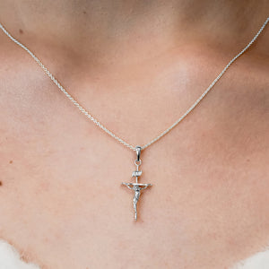 ITI NYC Classic Crucifix Pendant in 14K Gold