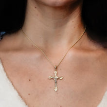 Load image into Gallery viewer, ITI NYC Trefoil Crucifix Pendant in 14K Gold
