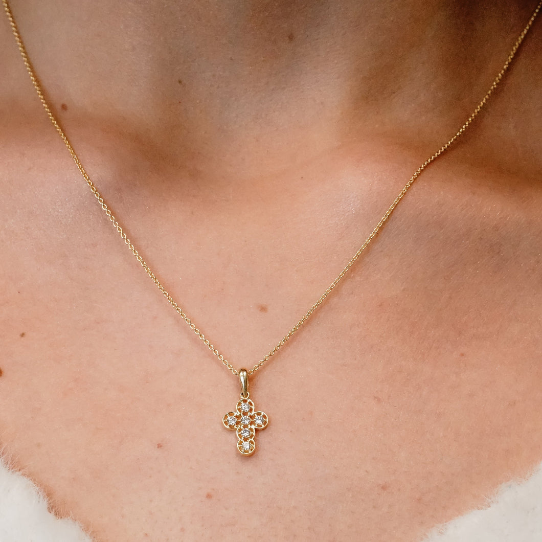 ITI NYC Filigree Cross Pendant with Diamonds in 14K Gold