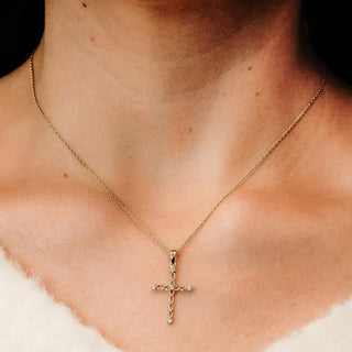ITI NYC Filigree Cross Pendant with Diamonds in 14K Gold