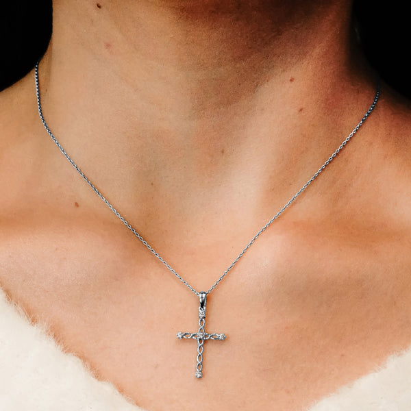 ITI NYC Filigree Cross Pendant with Diamonds in 14K Gold