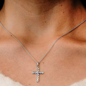 ITI NYC Bezel Set Cross Pendant with Diamonds in 14K Gold