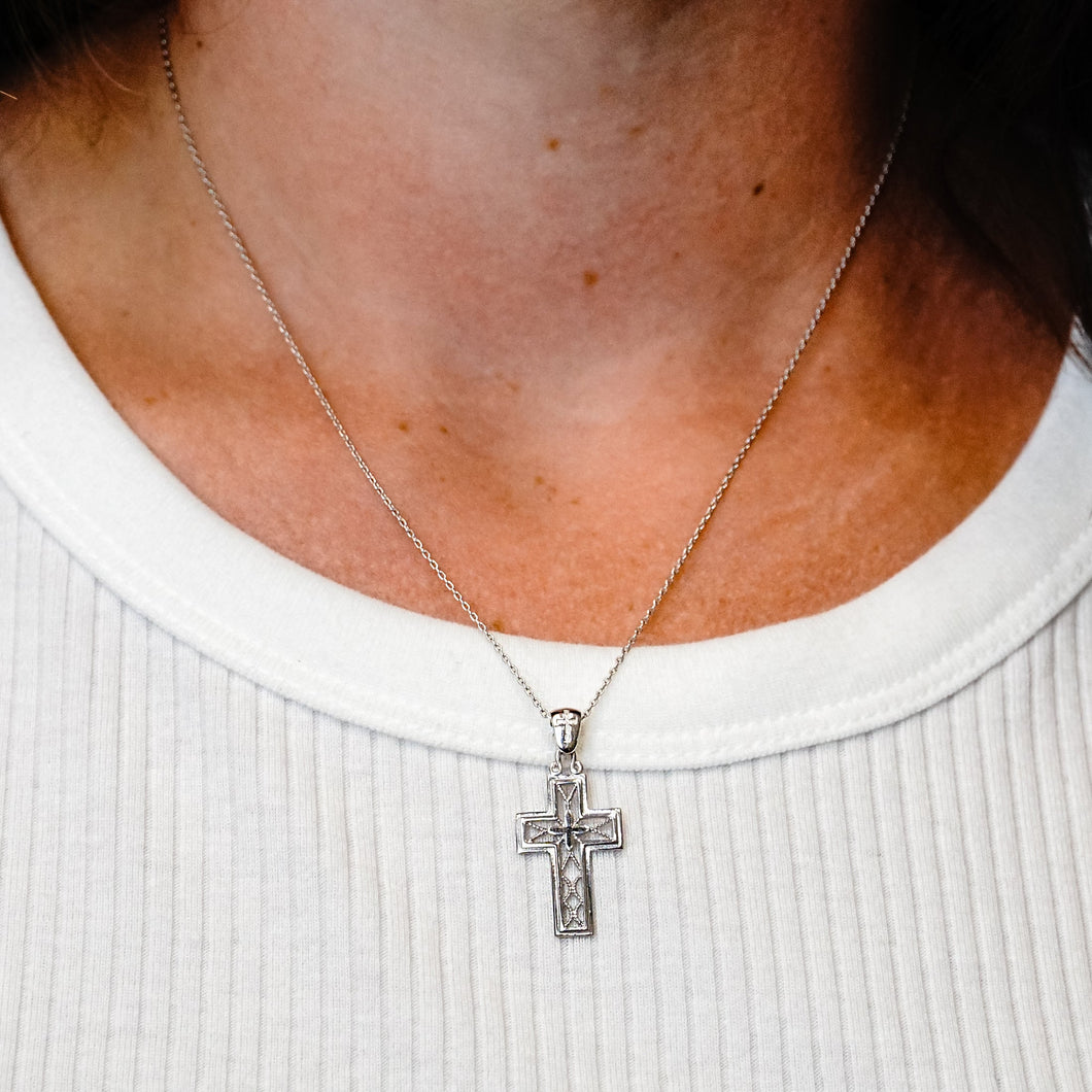 ITI NYC Filigree Clover Cross Pendant in Sterling Silver