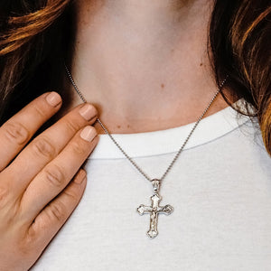 ITI NYC Trefoil Crucifix Pendant in Sterling Silver