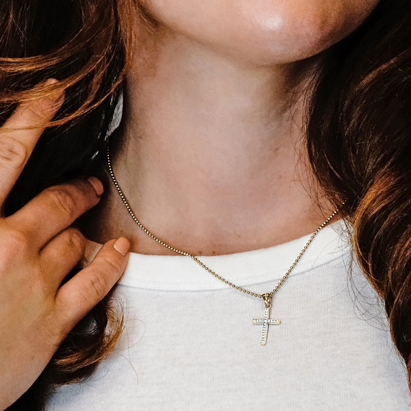 ITI NYC Sterling Silver Classic Cross Pendant with Cubic Zirconia