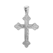 Load image into Gallery viewer, ITI NYC Trefoil Crucifix Pendant in Sterling Silver
