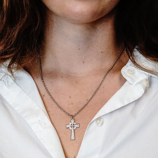ITI NYC Traditional Celtic Cross Pendant in Sterling Silver