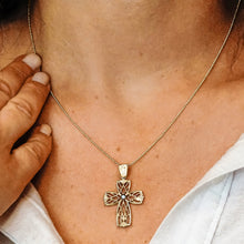 Load image into Gallery viewer, ITI NYC Filigree Lattice Cross Pendant in Sterling Silver
