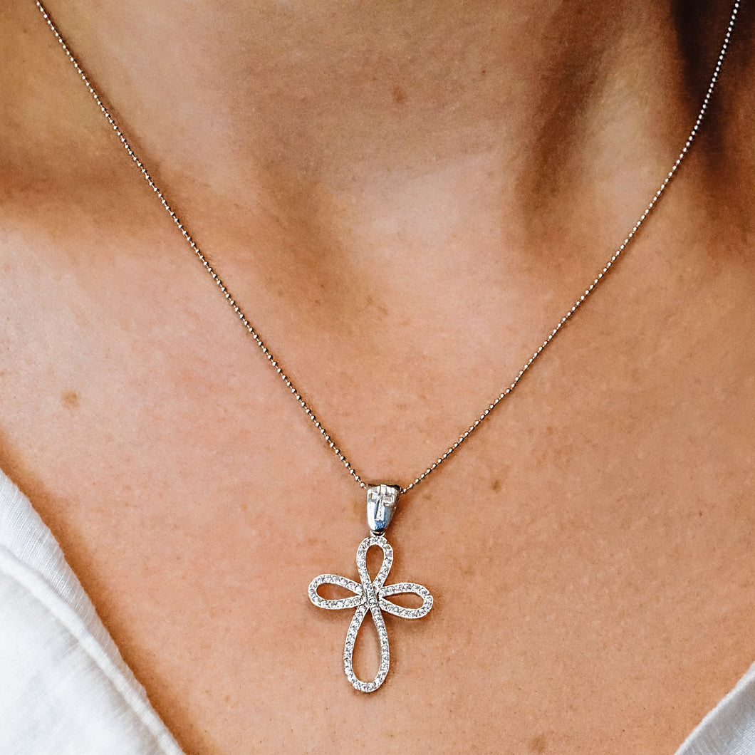 ITI NYC Eternity Cross Pendant with Cubic Zirconia in Sterling Silver
