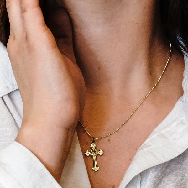 ITI NYC Fleur De Lis Cross Pendant in Sterling Silver