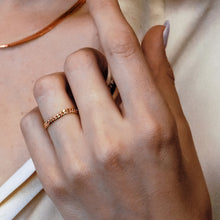 Load image into Gallery viewer, Bowery Curb Chain Ring in 14K Rose Gold
