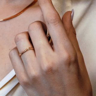 Bowery Curb Chain Ring in 14K Rose Gold