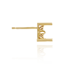 Load image into Gallery viewer, 14K Gold ITI NYC Triangle Filigree Earrings
