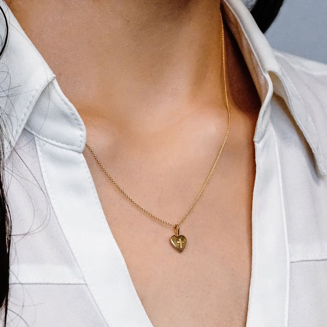 14K Gold Small Heart Pendant  (12 x 7 mm)