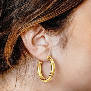 Round Tube Hoop Earring with Post in 14K Gold (5 mm)