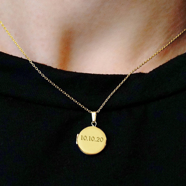 ITI NYC Plain Round Locket in Sterling Silver 18K Yellow Gold Finish with Optional Engraving (14 mm - 32 mm)