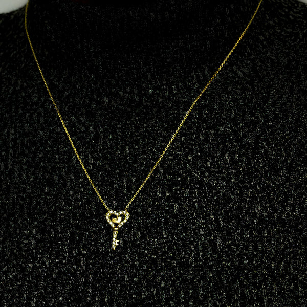 Key Necklace in Sterling Silver (20 x 11 mm)