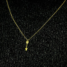 Load image into Gallery viewer, Arrow Necklace in Sterling Silver (21 x 5 mm)
