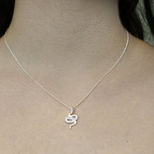 Load image into Gallery viewer, Snake Necklace in Sterling Silver (25 x 13 mm)
