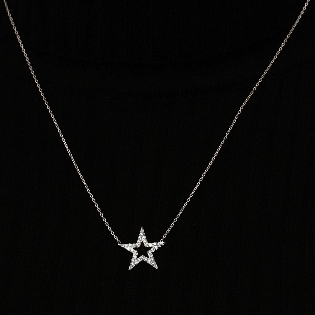 Open Star Necklace in Sterling Silver (16 x 17 mm)