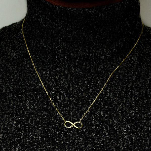 Infinity Necklace in Sterling Silver (18 x 9 mm)