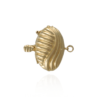 ITI NYC Oval Pearl Clasps with Swirl Design and Safety Lock (21 mm)