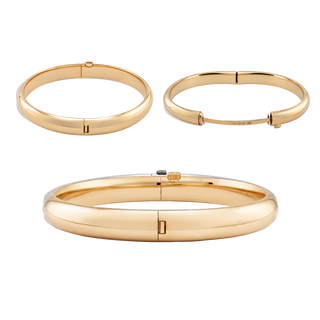 Sullivan St. Hinged Plain Bangle Bracelet in Gold-Filled