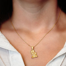 Load image into Gallery viewer, ITI NYC Madonna and Child Pendant Medallion in Sterling Silver
