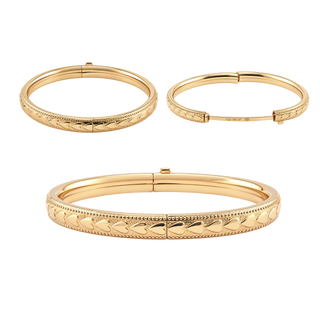 Hinged Bangle Bracelet with Heart Design in Gold-Filled