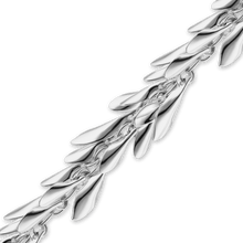 Load image into Gallery viewer, Bulk / Spooled Handmade Fancy Ring Ring Chain in Sterling Silver (16.50 mm)
