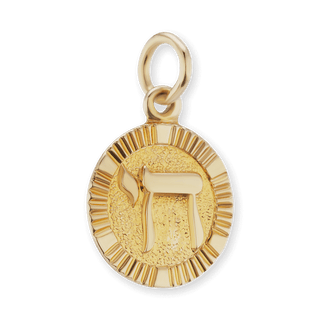 ITI NYC Chai Circle Pendant in 14K Gold