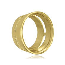 Load image into Gallery viewer, ITI NYC Round Tapered Bezels With Airline in 14K Gold (2.50 mm - 13.00 mm)
