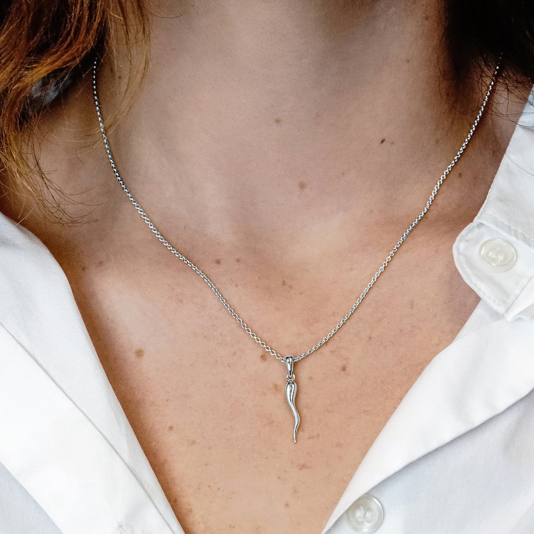Sterling Silver Italian Horn Necklace – Teeny Tiny NY
